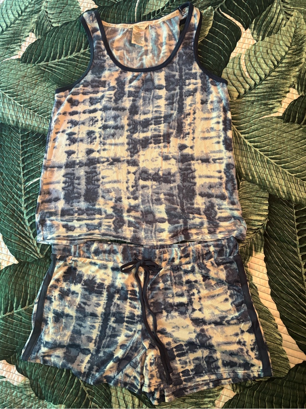 Lucky Brand Blue Tie-Dye pjs tank Top & Shorts Set